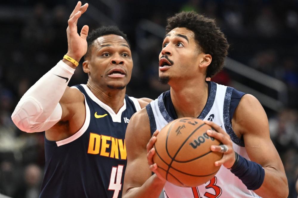 理念背道而 理念背道而