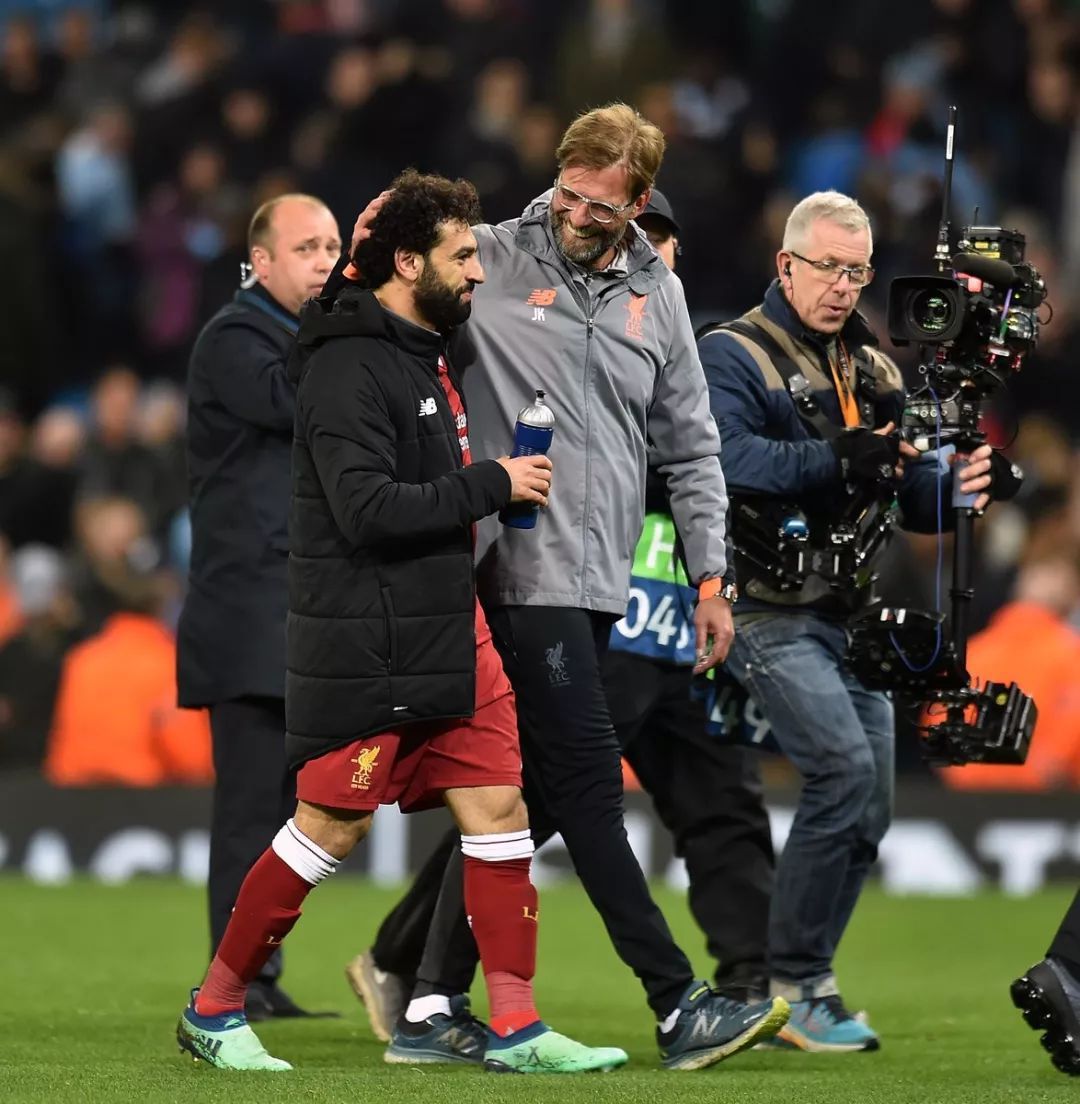 是载入史册 是载入史册